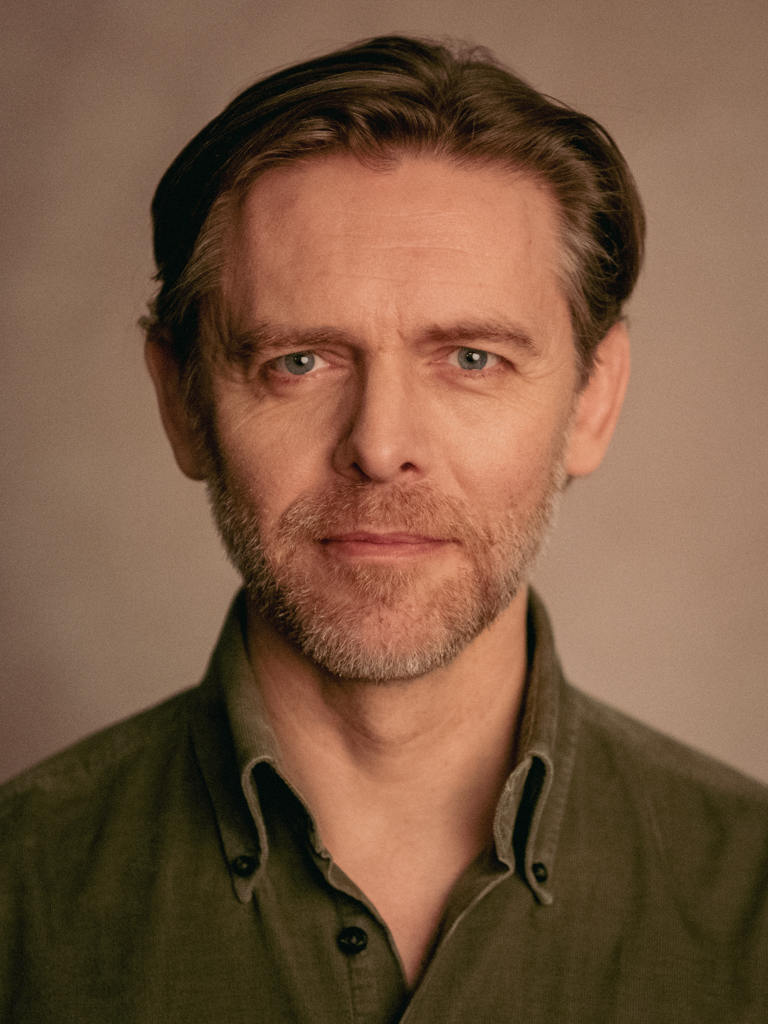 Oskar Hamerski, aktor Teatru Narodowego. Fot. Marta Ankiersztejn